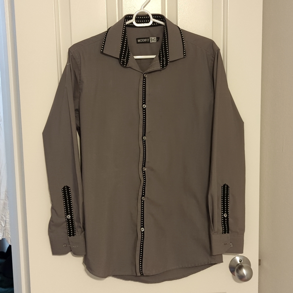 Men's Grey button down dress shirt